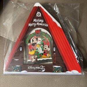 Disney Santa Mickey Mouse and Friends Jumbo Holiday Pin LE of 2000 Sealed NEW